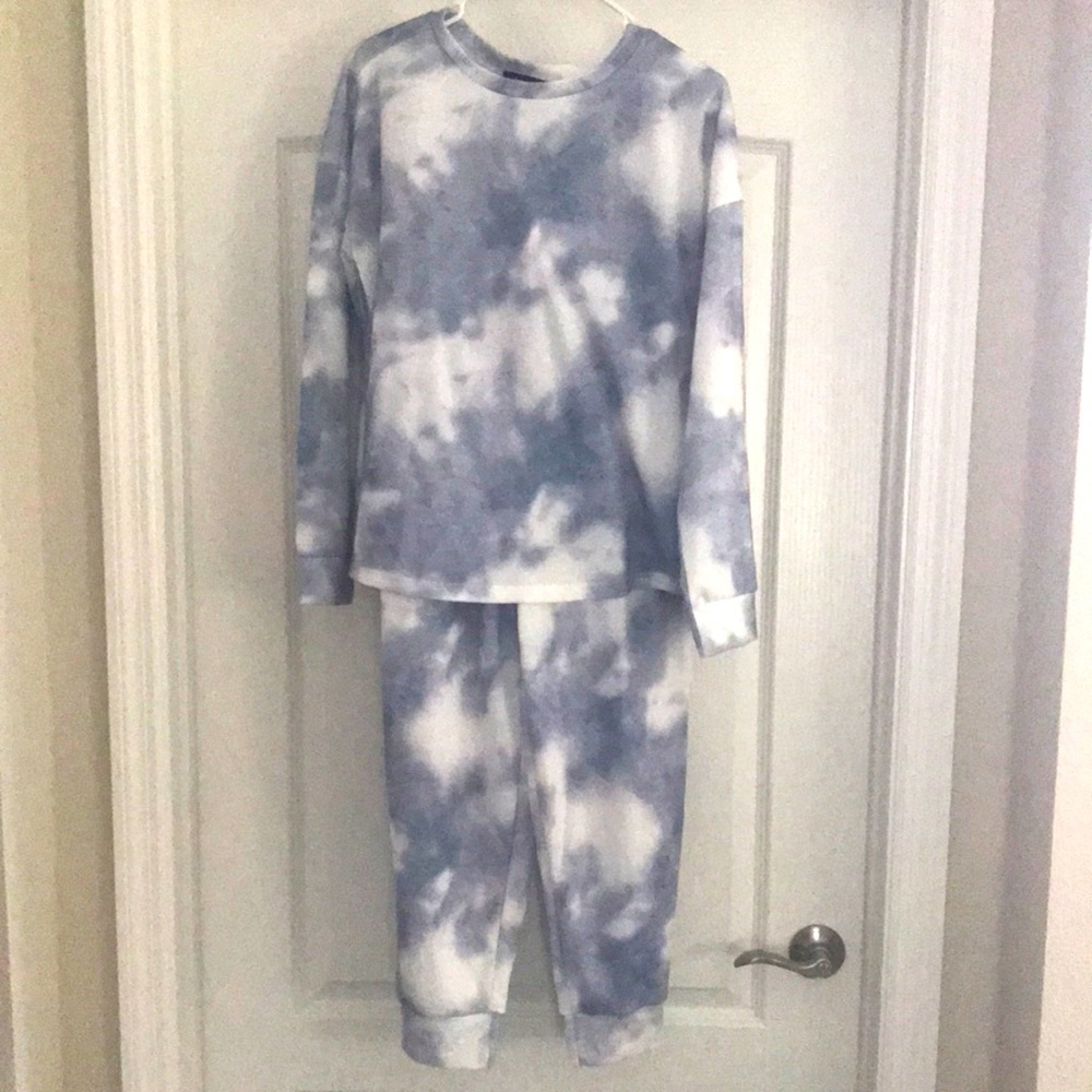Romantichut jogging set. NWOT